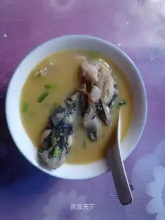 Yellow draco fish tofu soup