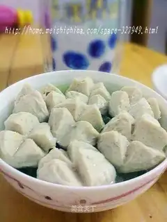meatballs and lettuce soup