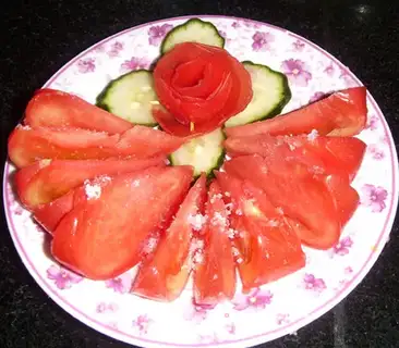Tomatoes mixed with sugar