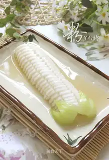 Sour sweet corn radish