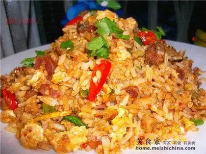Spicy fried rice with spicy meat