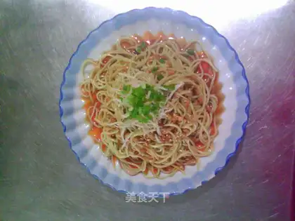 Cold noodles with shredded chicken