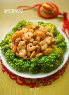 Stewed shrimp with mixed sauce