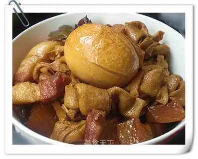 Grilled pork with white leaf knots