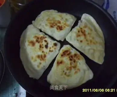 Home-style chopped green onion cake