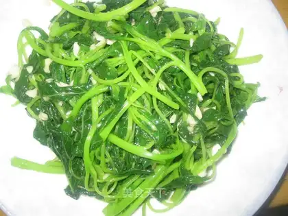garlic and amaranth