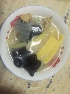 Chicken fragrance, double fruit soup