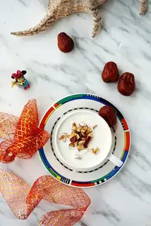 Oatmeal red date yogurt