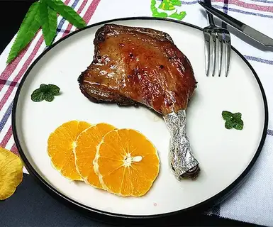 Black pepper steak, duck leg