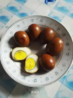 Five smelt eggs