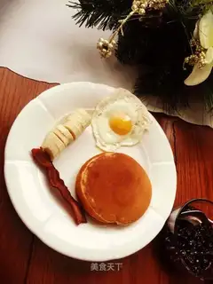 Simple American breakfast