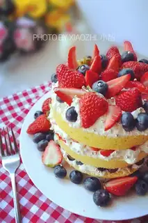 Naked cake