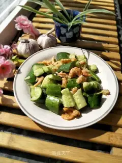 Garlic cucumber