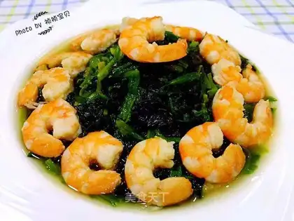 Spinach loves shrimp