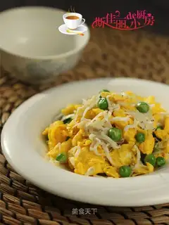 Silver fish fried eggs