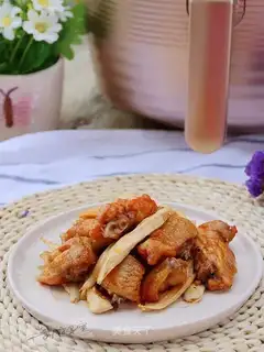 Fried mushroom chicken