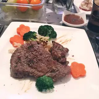 Homemade black pepper steak