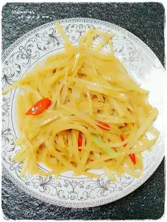 Spicy potatoes onion