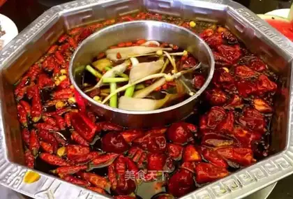Chongqing's old hot pot