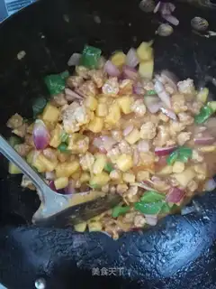 Pineapple grunt