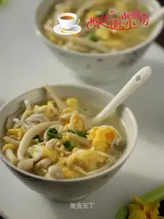 Silver fish mushroom egg soup