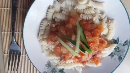 Tomato pasta