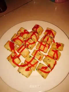 Onion egg rolls
