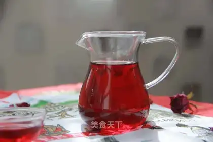 Rose cranberry fruit tea