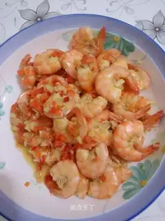 White wine makes shrimp