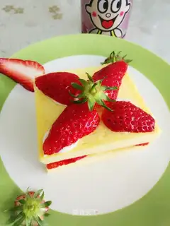 Strawberry toast