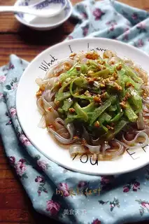 Puffed with garlic