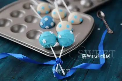 Lollipop cake