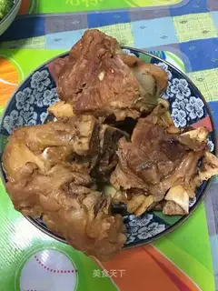 Bones