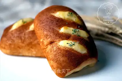 Hungarian bacon bread