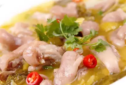 Sour soup pig hoof