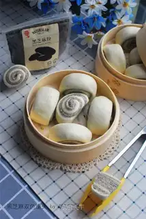 Black and sesame