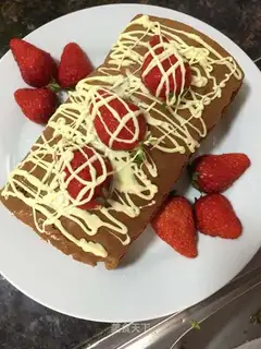 Strawberry cream rolls