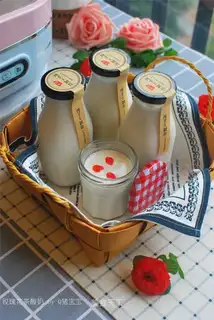 Roses tea and yogurt