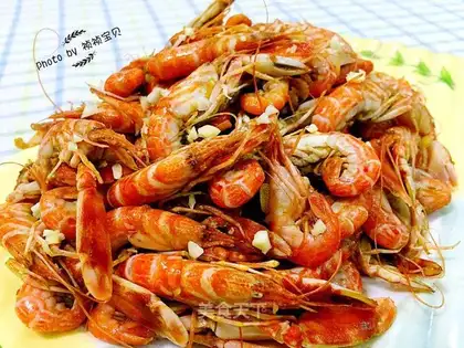 Garlic sauce and shrimp