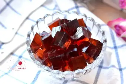 Jelly red