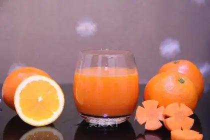 Fresh carrot orange juice