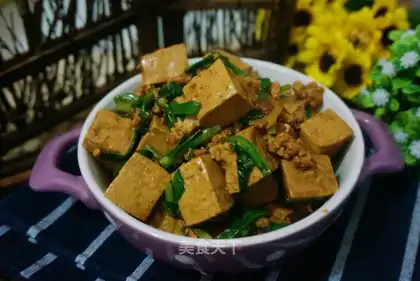 Meat and tofu