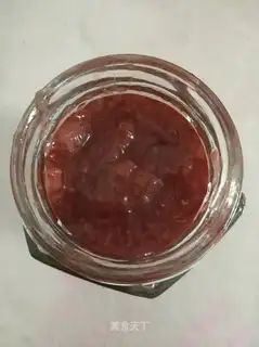 Sweet sour strawberry sauce