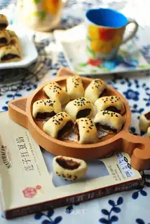 Lotus Red Bean