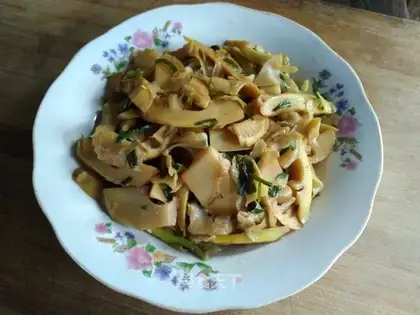 Little onion oil
