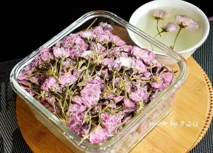 Salted cherry blossoms