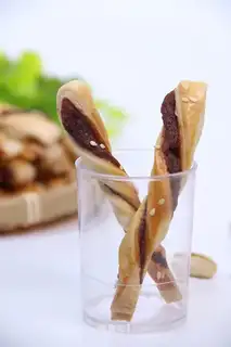 Red bean twists