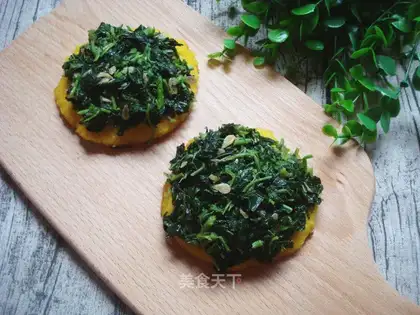 A man's green bread