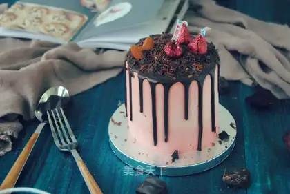 Chocolate cream cake