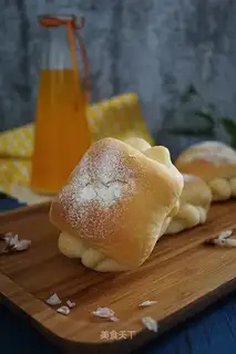 Japanese milk rolls